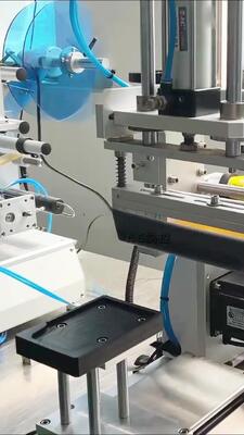 Manufacturer's direct supply of small semi-automatic flat labeling machine CH-615 plastic part labeling machine, cotton swab box labeling machine